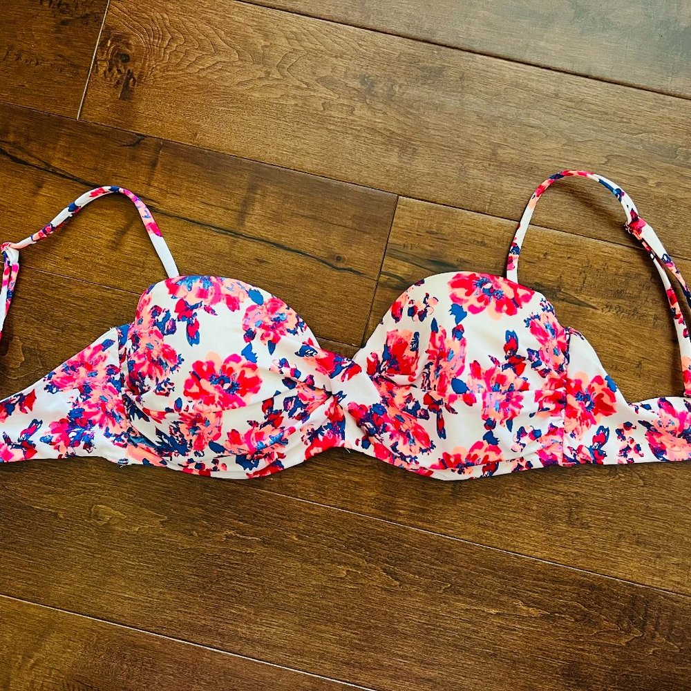H&M Floral Swim Top